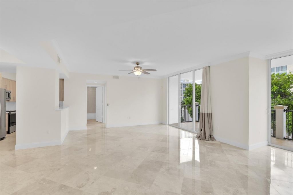 101 SE 20th Avenue, Unit 406, Deerfield Beach, FL 33441 Photo