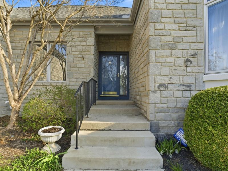 788 Katherines Ridge Lane, Columbus, OH 43235 Photo 4