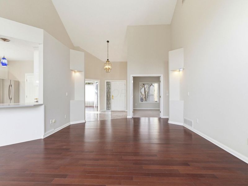 788 Katherines Ridge Lane, Columbus, OH 43235 Photo 9