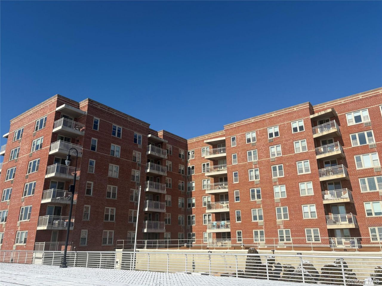 560 W Broadway, Unit 6B, Long Beach, NY 11561 Main Photo