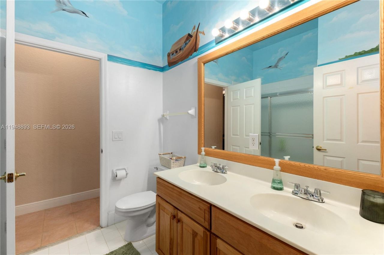 16310 Sapphire Dr, Weston, FL 33331 Photo