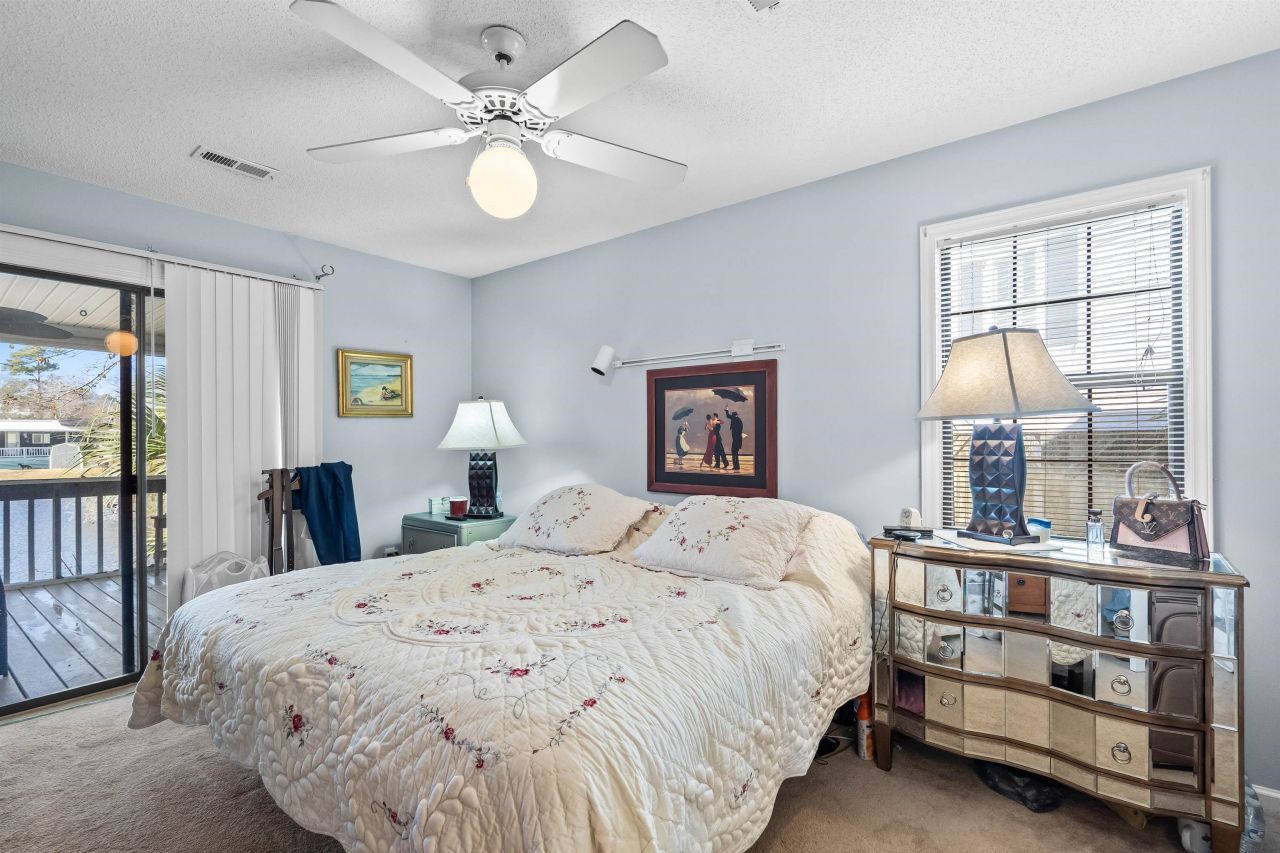 6001 6018 South Kings Hwy. Photo 25