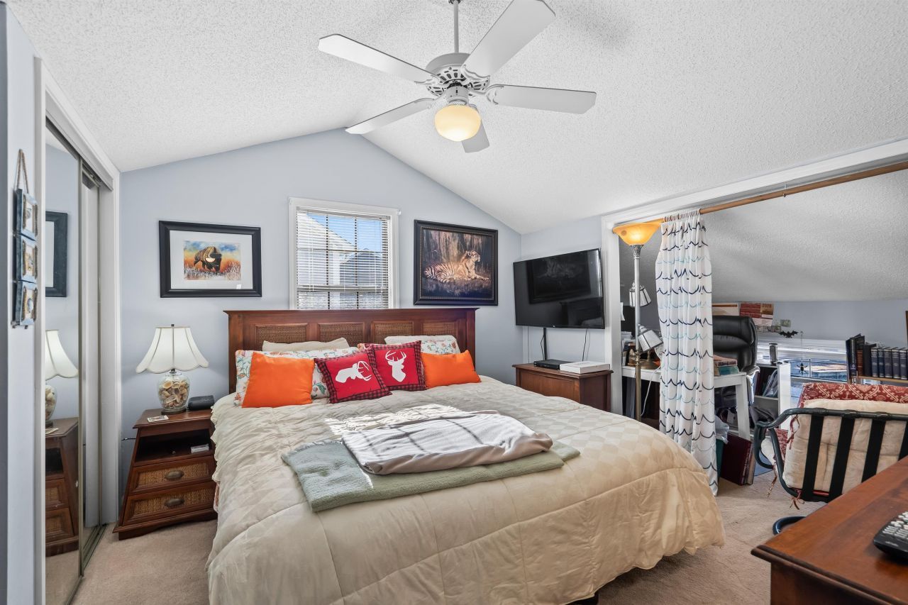 6001 6018 South Kings Hwy. Photo 30