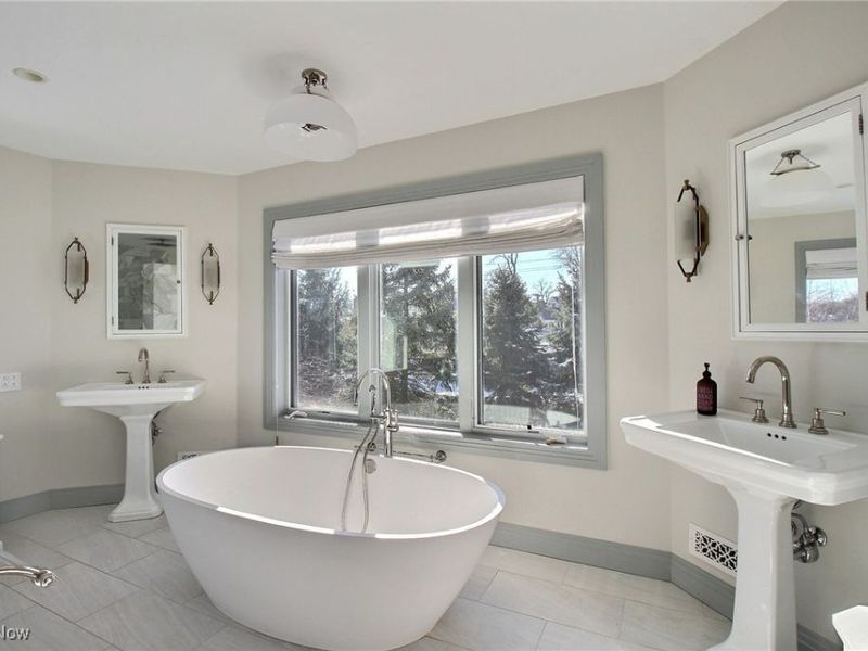 19486 Frazier Drive, Rocky River, OH 44116 Photo 19