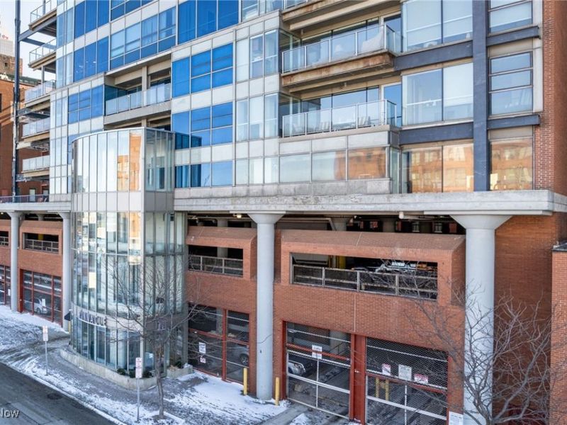 701 W Lakeside Avenue, Unit 1103, Cleveland, OH 44113 Photo 3