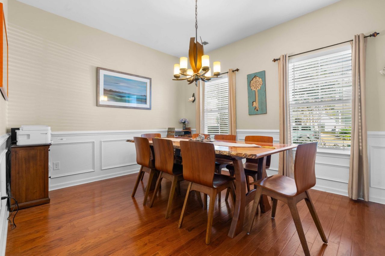 407 Forsythia Avenue Photo 12