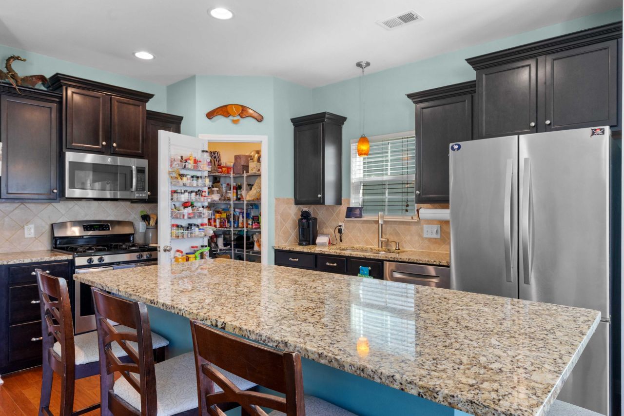 407 Forsythia Avenue Photo 19