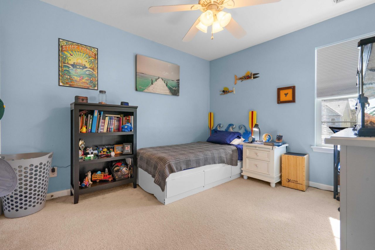 407 Forsythia Avenue Photo 23