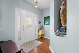 407 Forsythia Avenue photo 4