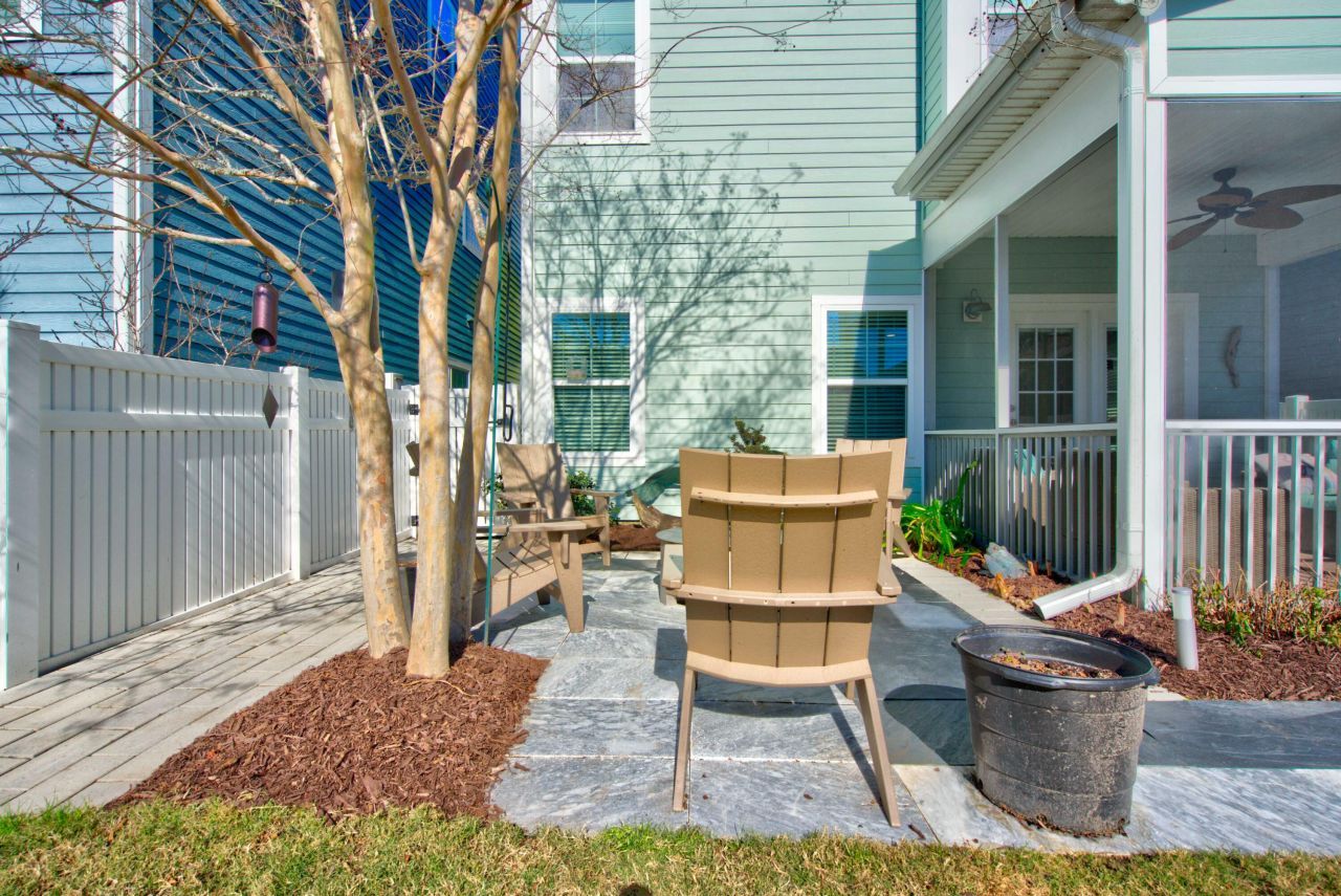 407 Forsythia Avenue Photo 45