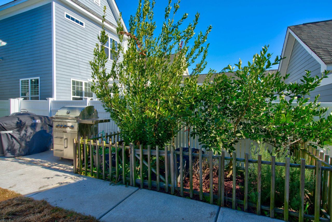 407 Forsythia Avenue Photo 51