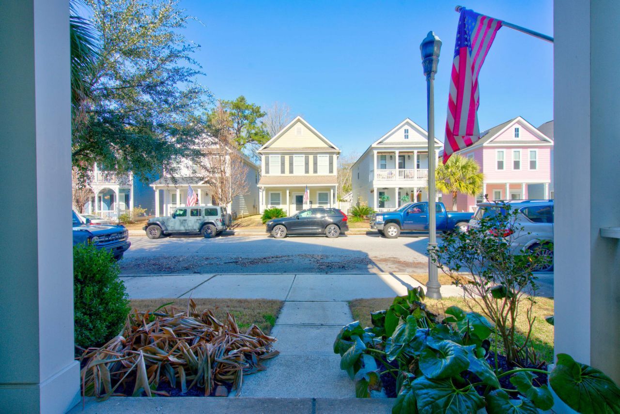 407 Forsythia Avenue Photo 55