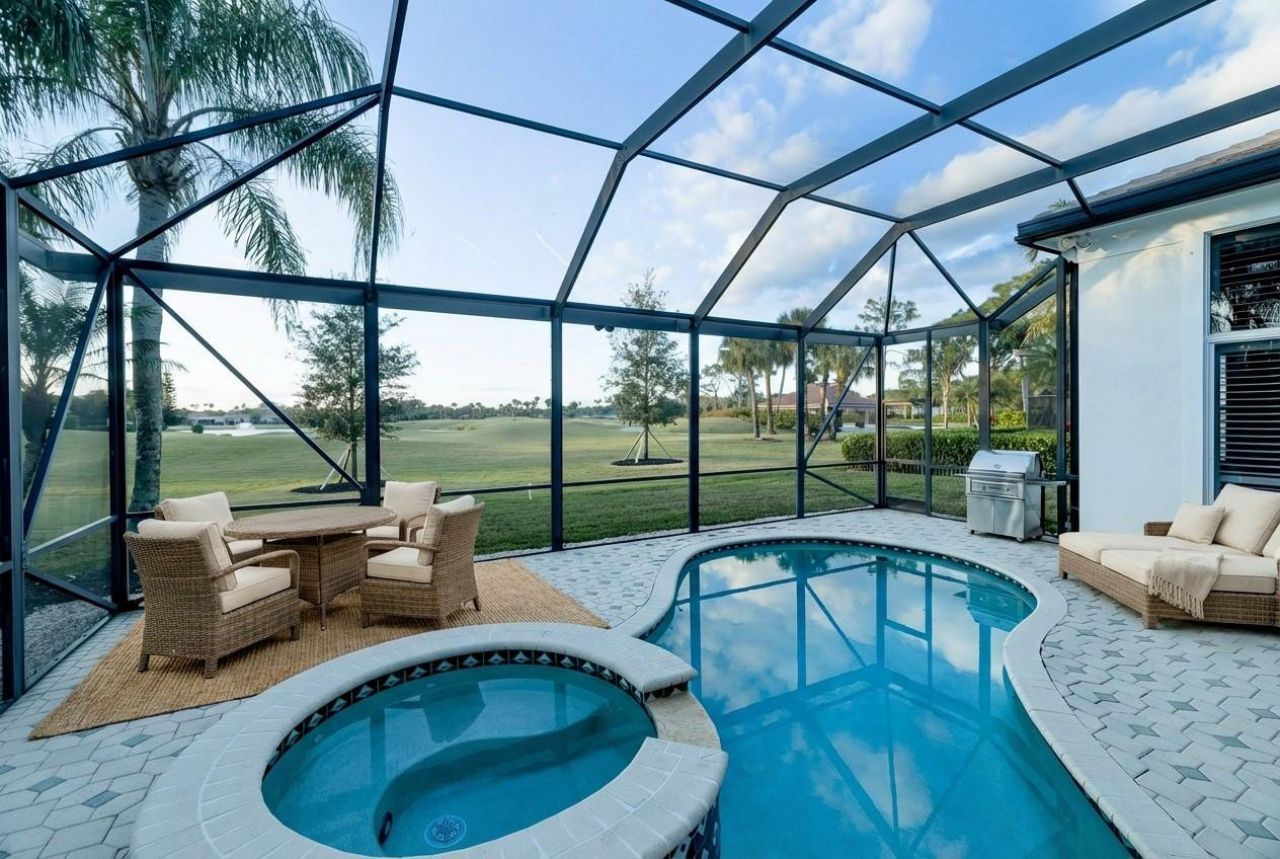 9016 Lakes Blvd, West Palm Beach, FL 33412 Photo