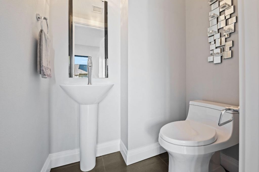 8 Portside Dr, Fort Lauderdale, FL 33316 Photo