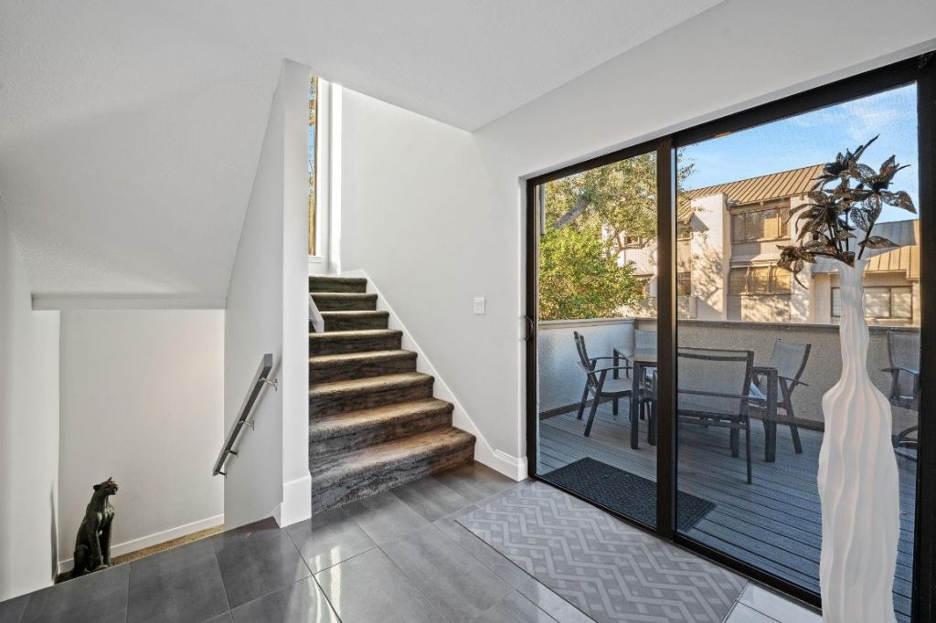 8 Portside Dr, Fort Lauderdale, FL 33316 Photo