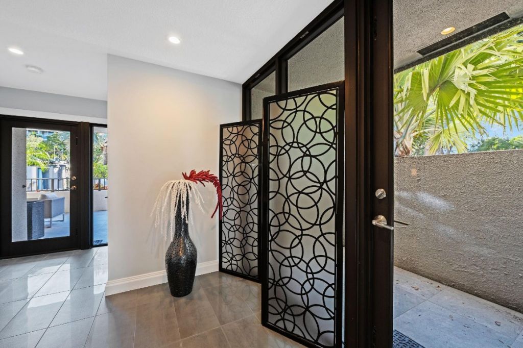 8 Portside Dr, Fort Lauderdale, FL 33316 Photo