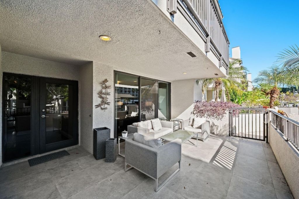 8 Portside Dr, Fort Lauderdale, FL 33316 Photo