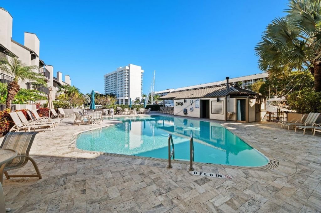 8 Portside Dr, Fort Lauderdale, FL 33316 Photo