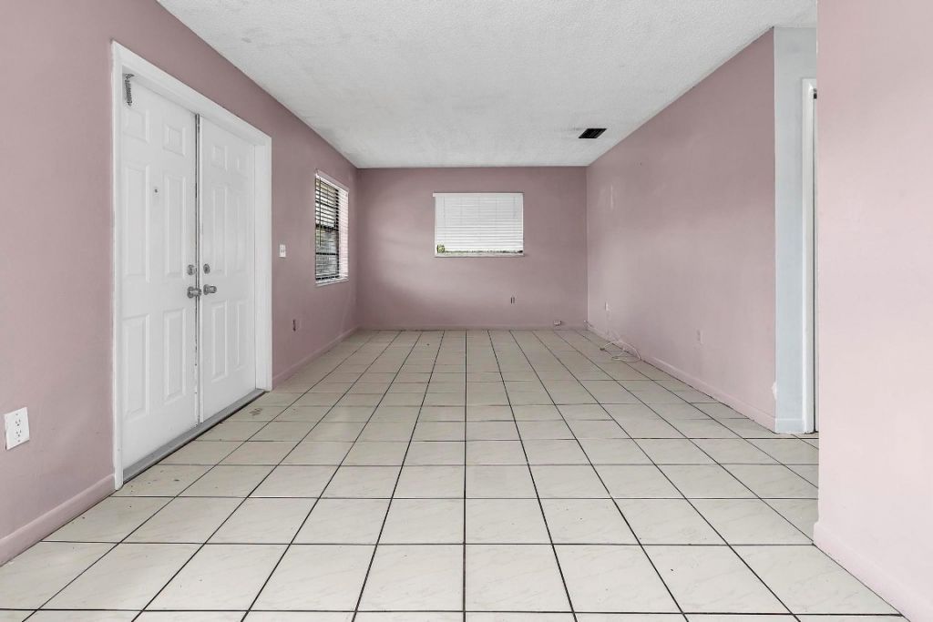 2826-2828 SW 32nd Ct, Miami, FL 33133 Photo