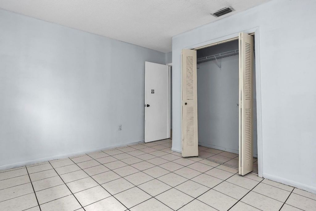 2826-2828 SW 32nd Ct, Miami, FL 33133 Photo