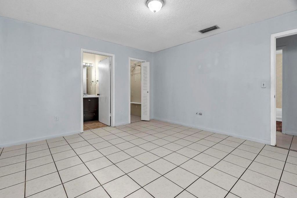 2826-2828 SW 32nd Ct, Miami, FL 33133 Photo