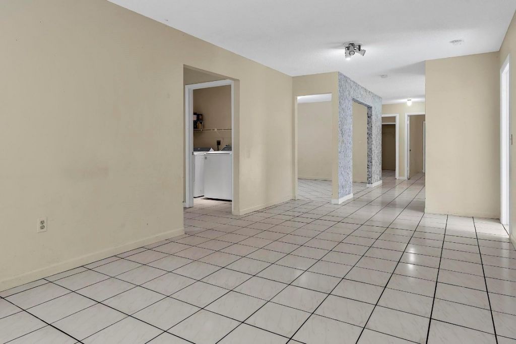 2826-2828 SW 32nd Ct, Miami, FL 33133 Photo