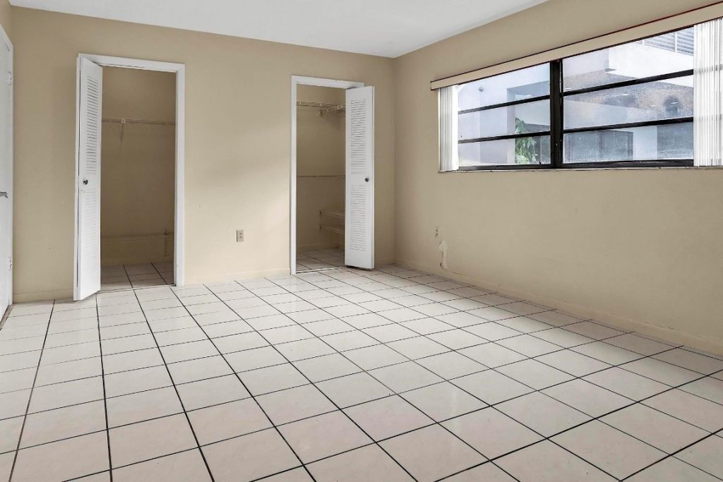 2826-2828 SW 32nd Ct, Miami, FL 33133 Photo