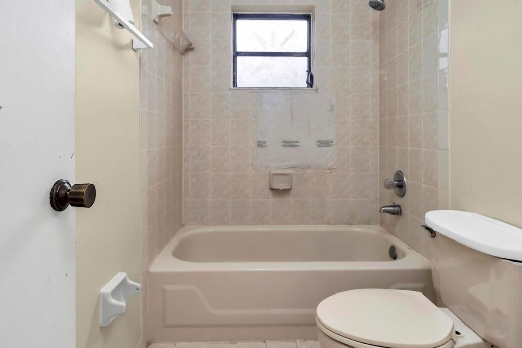 2826-2828 SW 32nd Ct, Miami, FL 33133 Photo