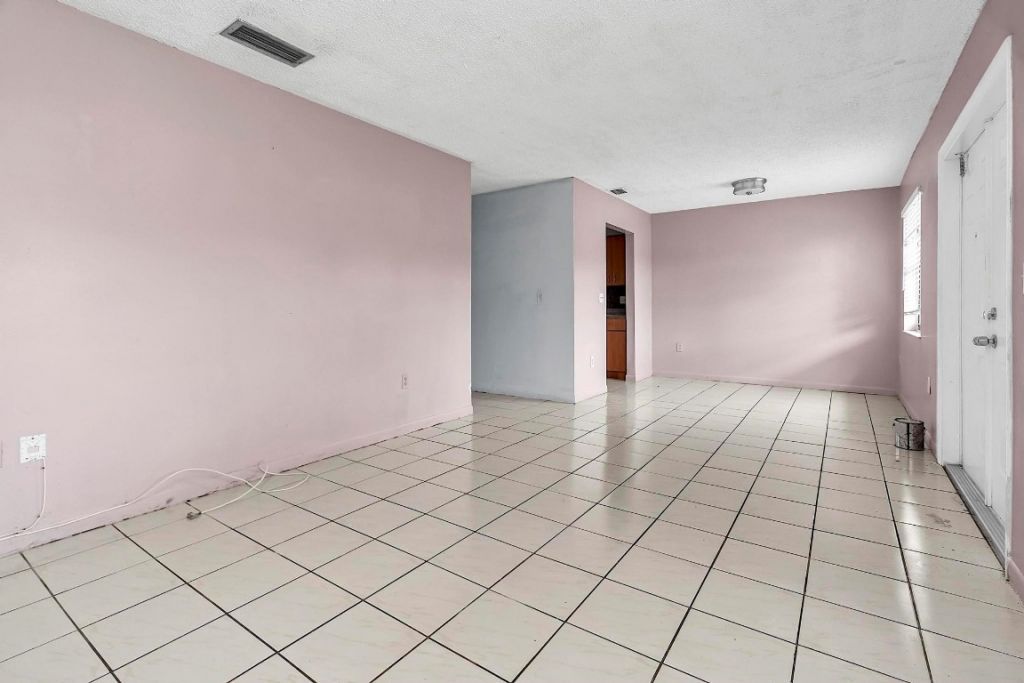 2826-2828 SW 32nd Ct, Miami, FL 33133 Photo