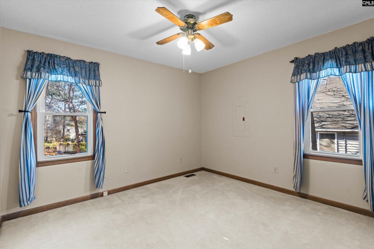 2402 Breezewood Road Photo 17