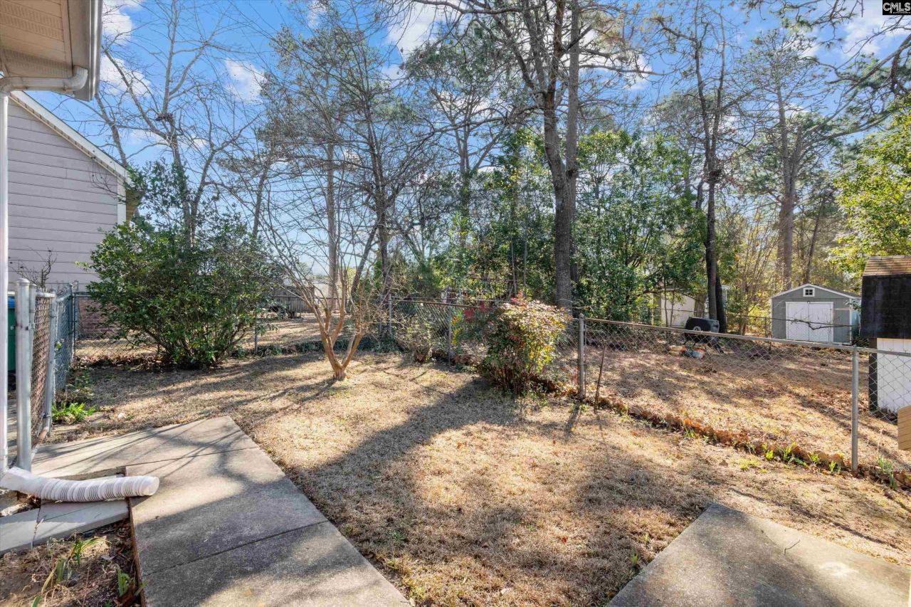 2402 Breezewood Road Photo 23