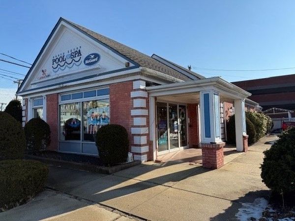 152 Albion St, Wakefield, MA 01880