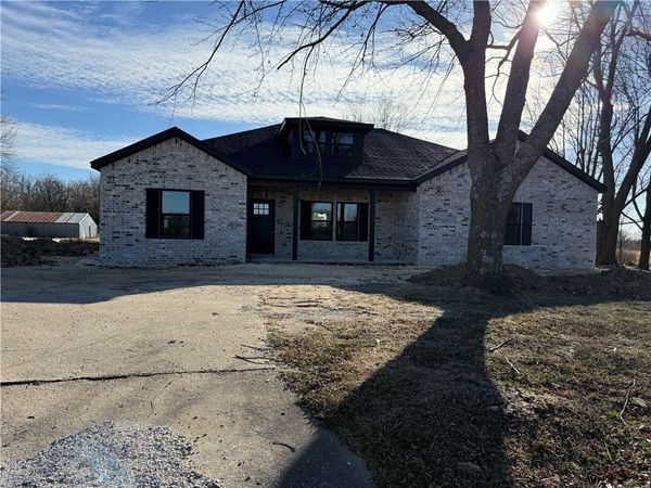 11161 S Old Cincinnati Road , Lincoln, AR 72744