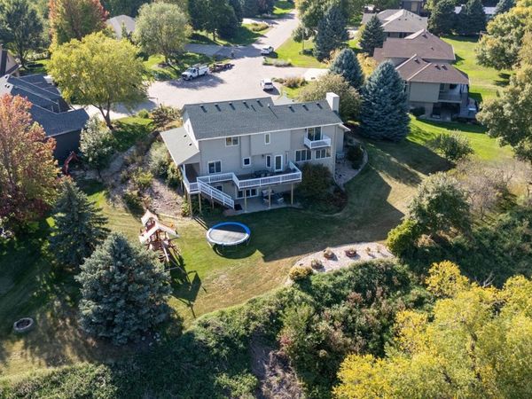 6910 E Split Rock Cir, Sioux Falls, SD 57110