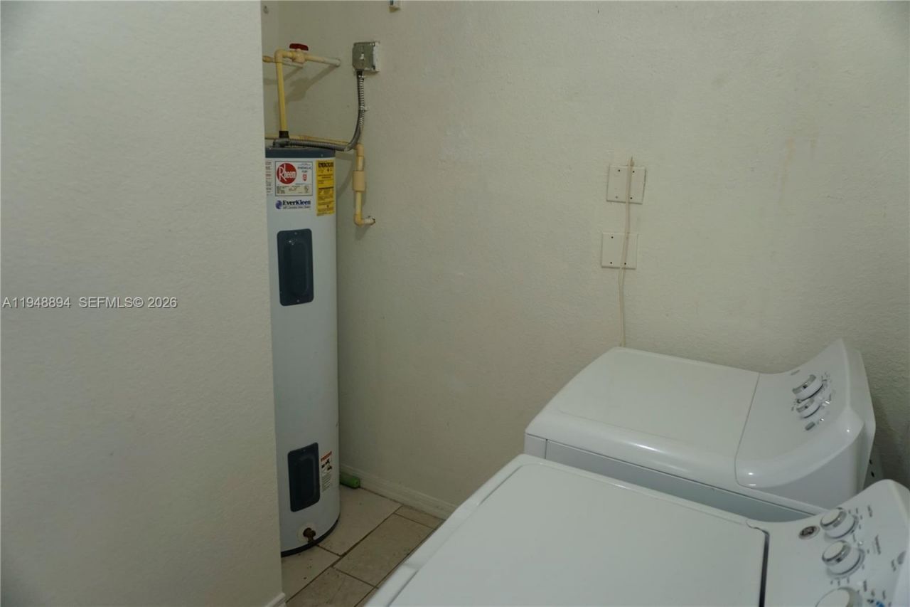 18213 SW 109th Path, Miami, FL 33157 Photo