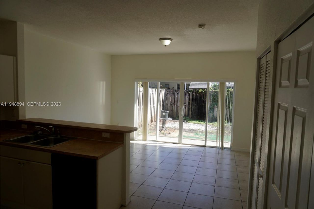 18213 SW 109th Path, Miami, FL 33157 Photo