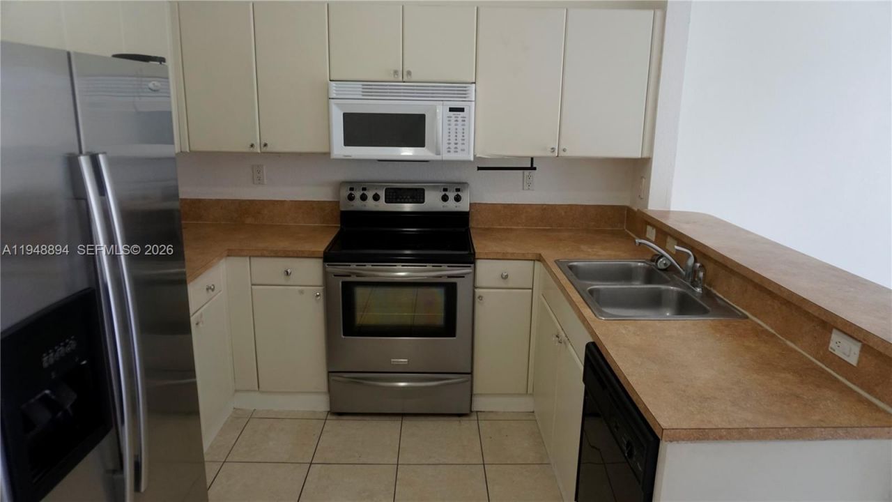 18213 SW 109th Path, Miami, FL 33157 Photo