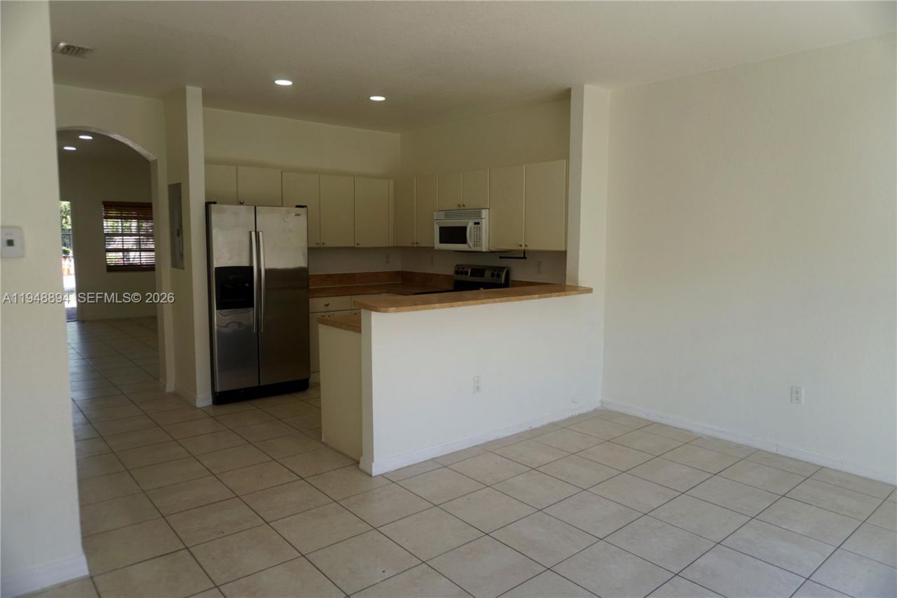 18213 SW 109th Path, Miami, FL 33157 Photo