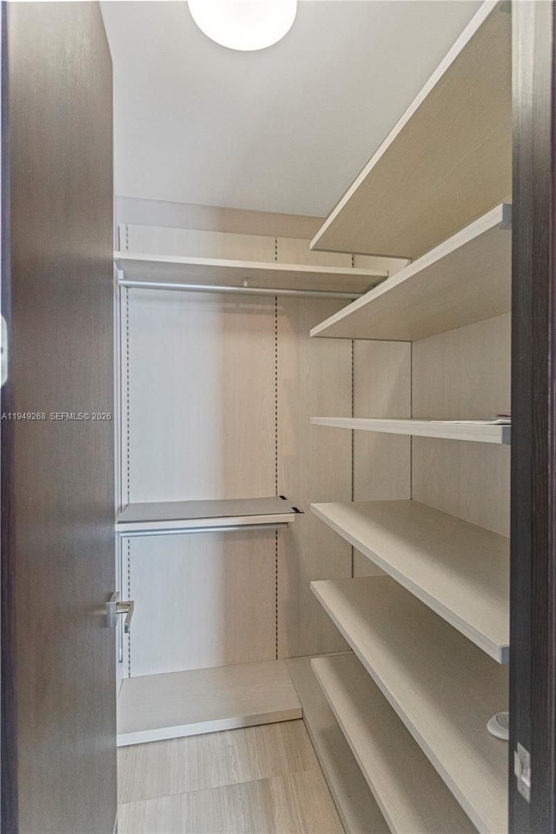 8415 NW 34th Dr, Doral, FL 33122 Photo