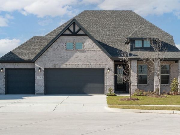 131 Heritage Hill Drive, Forney, TX 75126