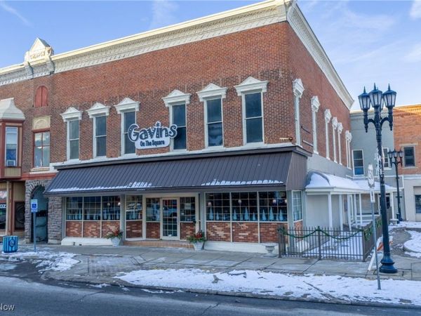 110 S Broadway Street, New Philadelphia, OH 44663