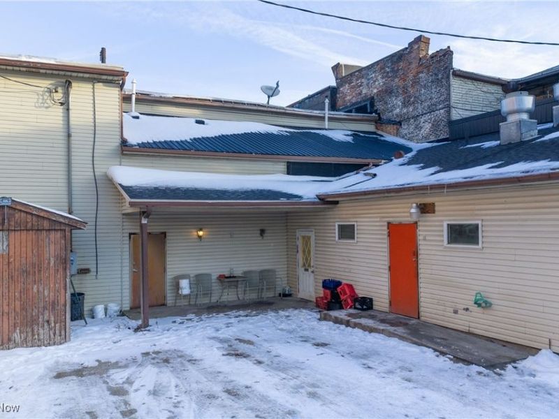 110 S Broadway Street, New Philadelphia, OH 44663 Photo 11