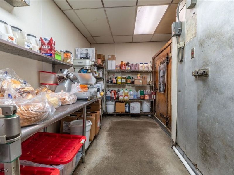 110 S Broadway Street, New Philadelphia, OH 44663 Photo 18