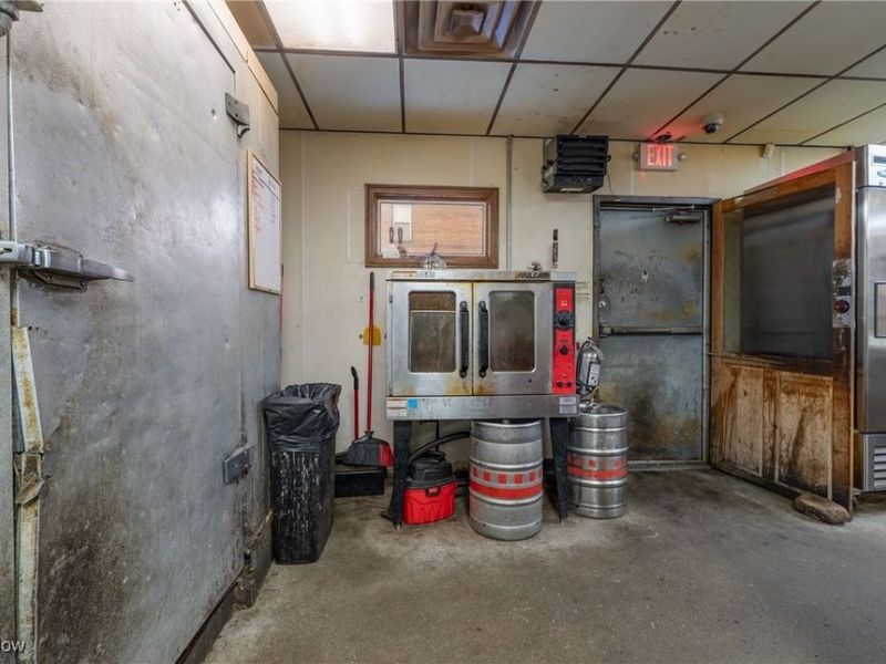 110 S Broadway Street, New Philadelphia, OH 44663 Photo 19