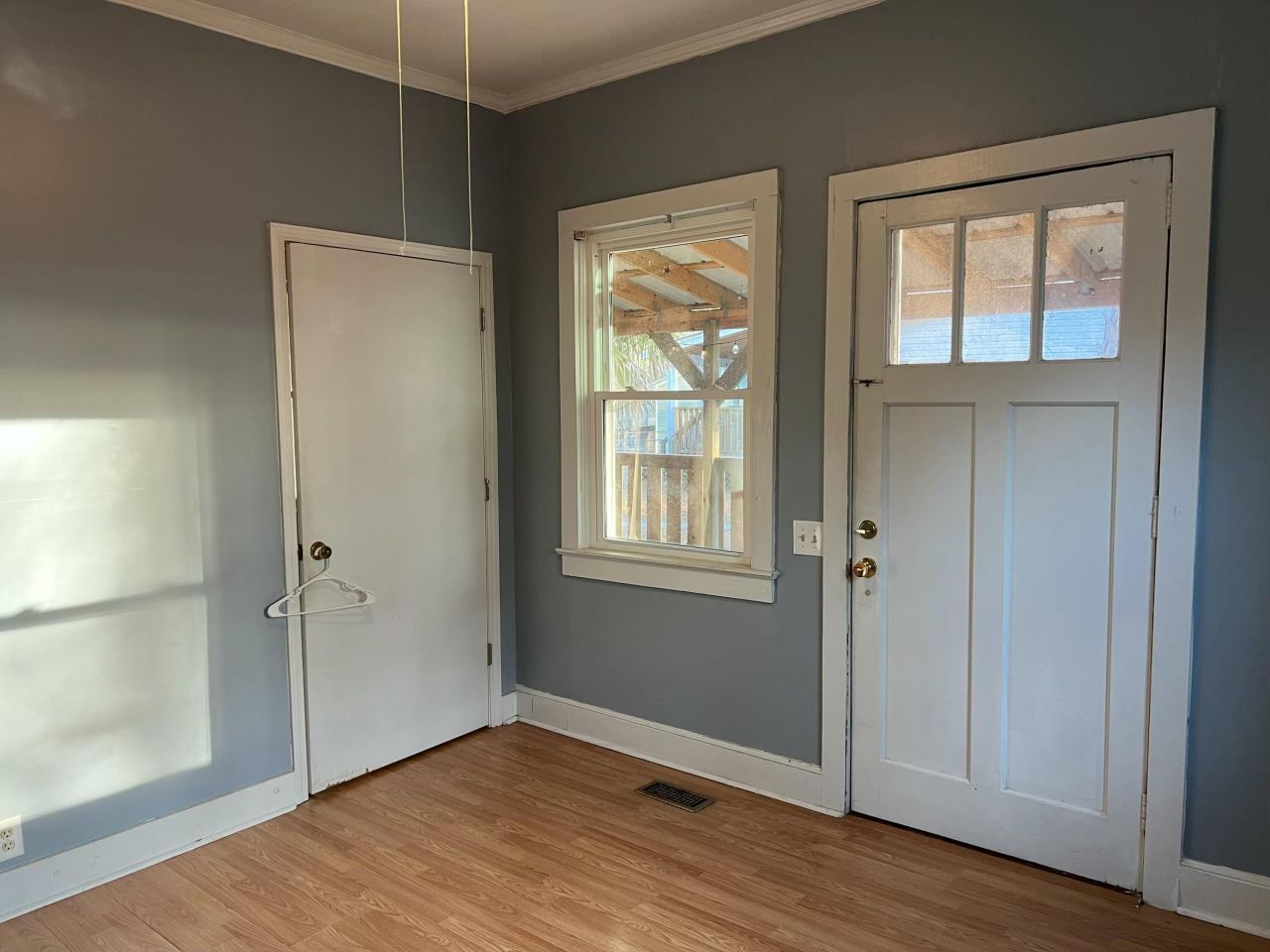 1519 Kenwood Road Photo 4