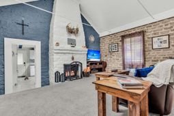 7262 Toogoodoo Road photo 4