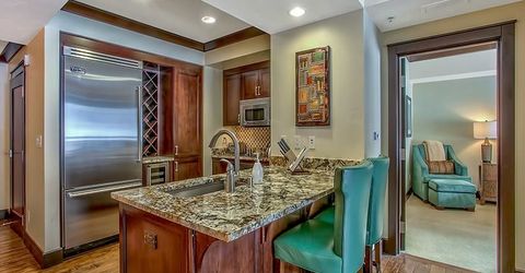13051 Ritz-carlton Highlands Dr, Truckee, CA 96161 Photo