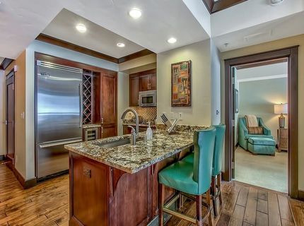 13051 Ritz-carlton Highlands Dr, Truckee, CA 96161 Photo