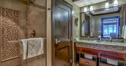 13051 Ritz-carlton Highlands Dr, Truckee, CA 96161 Photo