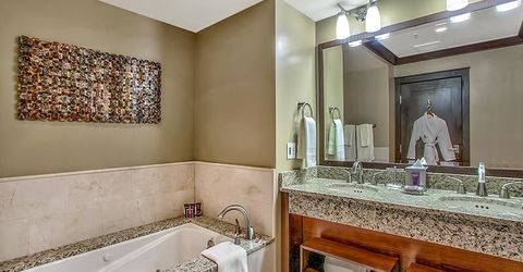 13051 Ritz-carlton Highlands Dr, Truckee, CA 96161 Photo